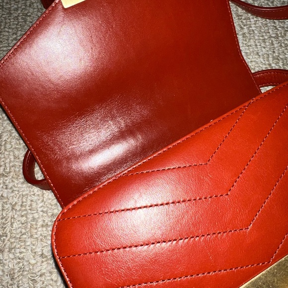 Chanel Chevron Quilted Calfskin Leather Medal Small Flap Crossbody Bag - Picture 10 of 11